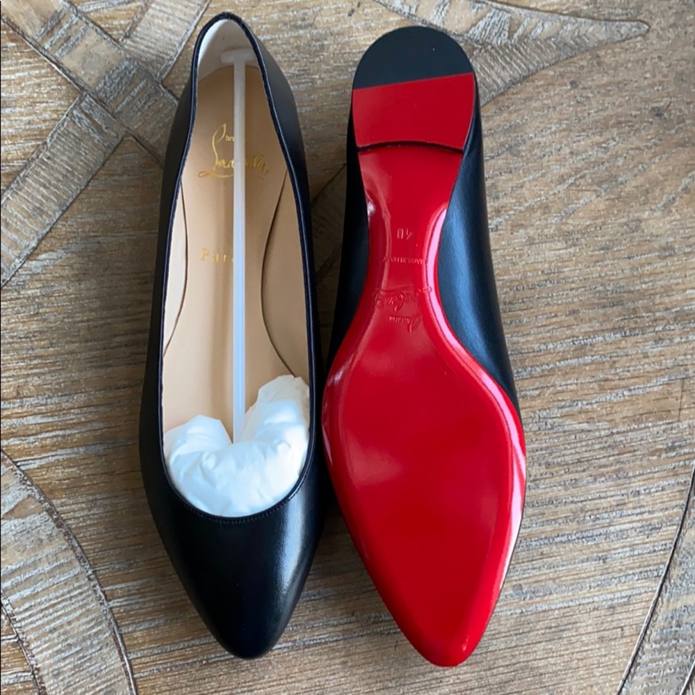 Stylish flats! Didn’t fit though:(